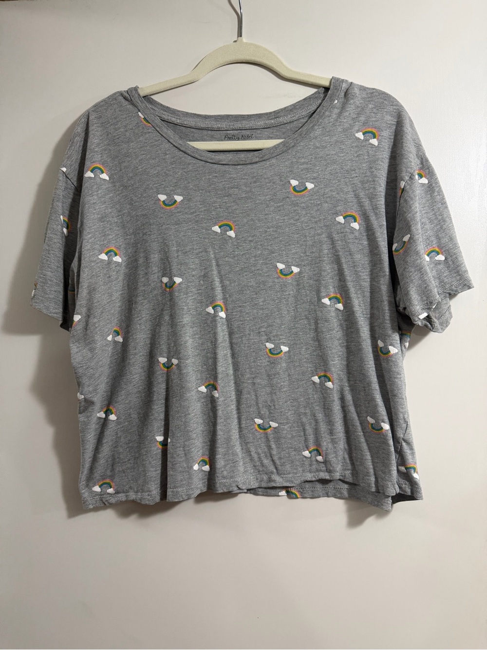 Grey Rainbow Print Crop Tee - Casual Short Sleeve Top